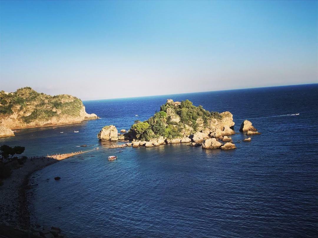 La Baia Dei Delfini Apartment Taormina Luaran gambar