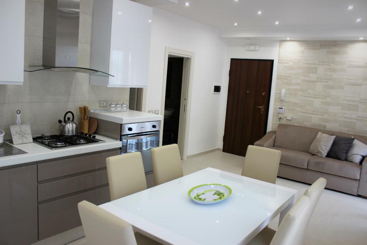 La Baia Dei Delfini Apartment Taormina Luaran gambar