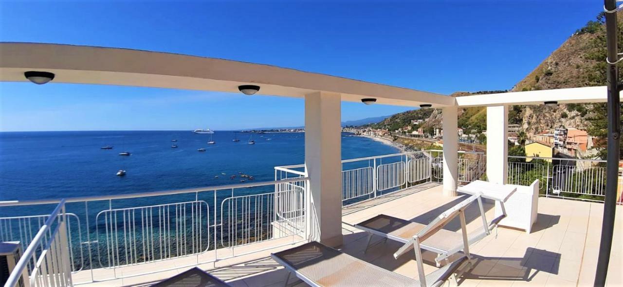 La Baia Dei Delfini Apartment Taormina Luaran gambar