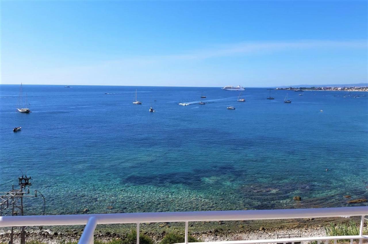 La Baia Dei Delfini Apartment Taormina Luaran gambar